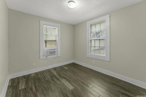 114 Teresa San Antonio TX 78214