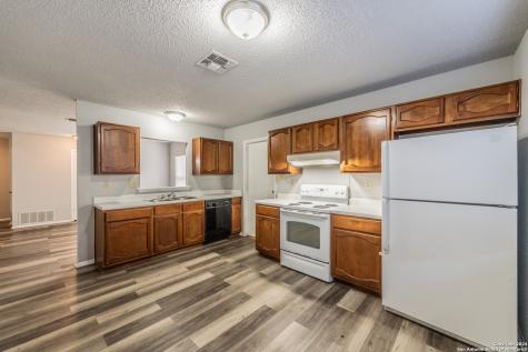 5011 Thomas Paine Kirby TX 78219