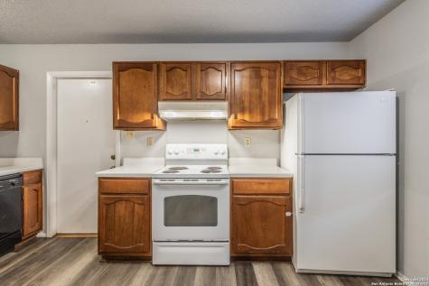 5011 Thomas Paine Kirby TX 78219