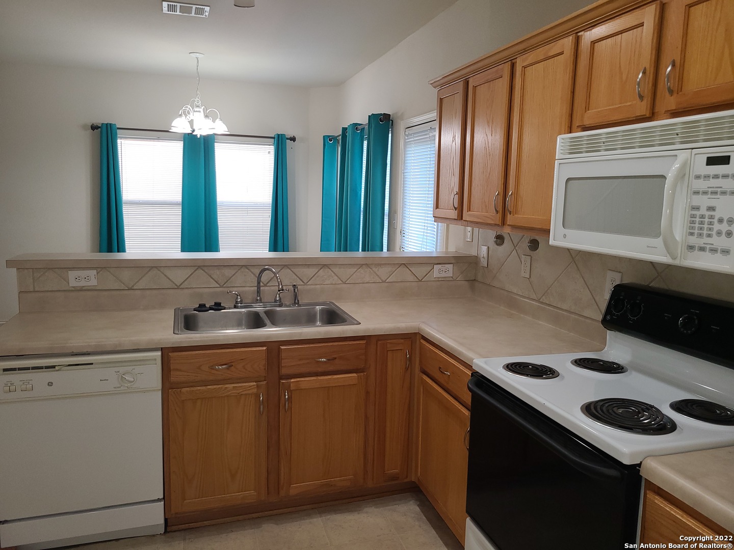 7207 Painter Way San Antonio TX 78240