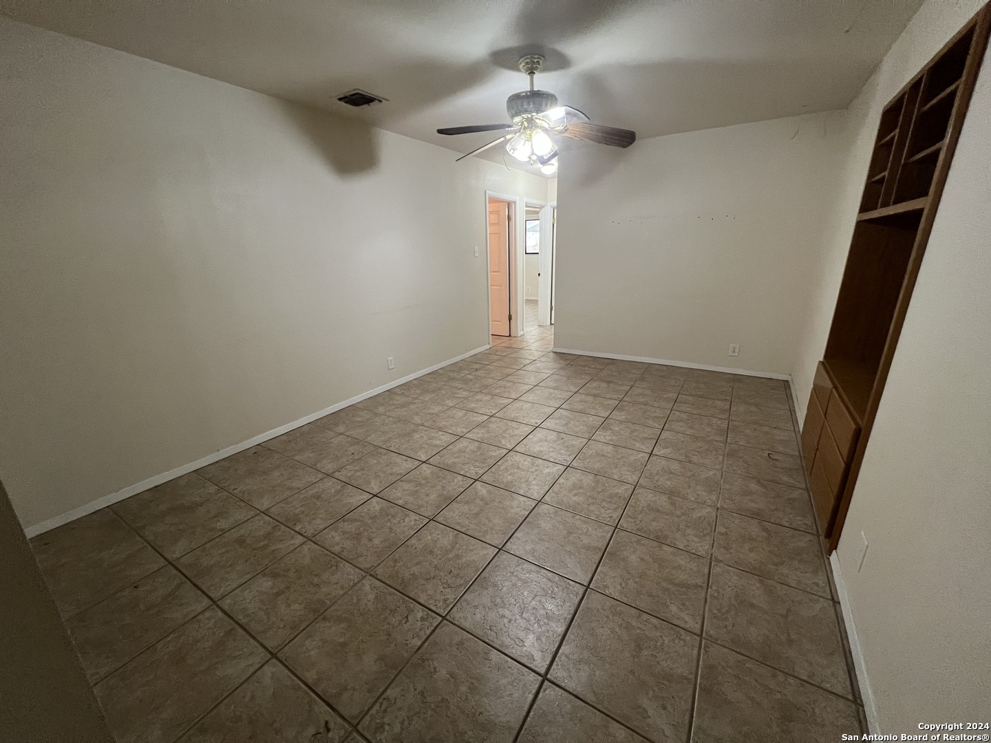 208 Michelle Converse TX 78109