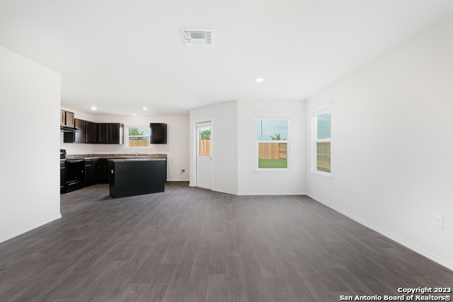 8103 Autares Glade San Antonio TX 78252