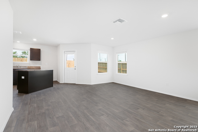 8103 Autares Glade San Antonio TX 78252