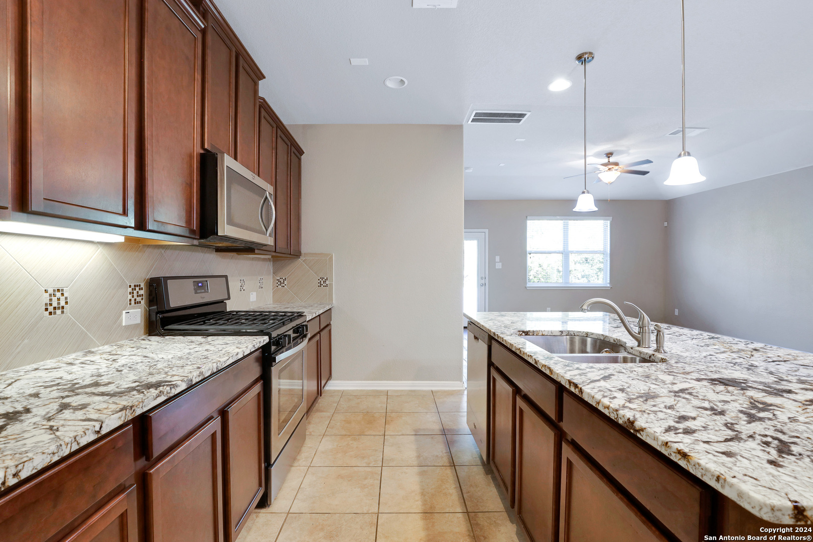 6611 Willow Farm San Antonio TX 78249