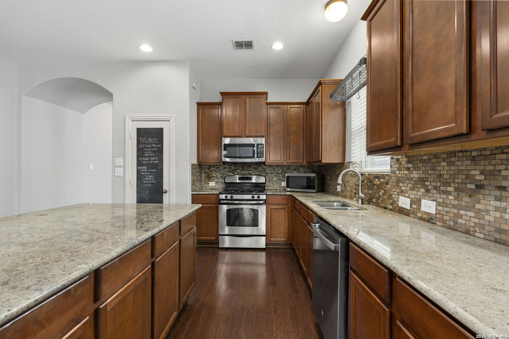 24751 Buck Creek San Antonio TX 78255