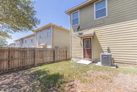 5008 Flipper Drive San Antonio TX 78238