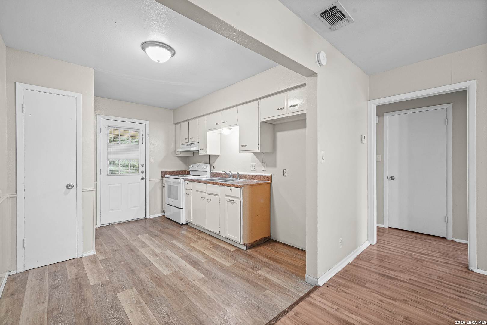 306 N Seguin Road Converse TX 78109