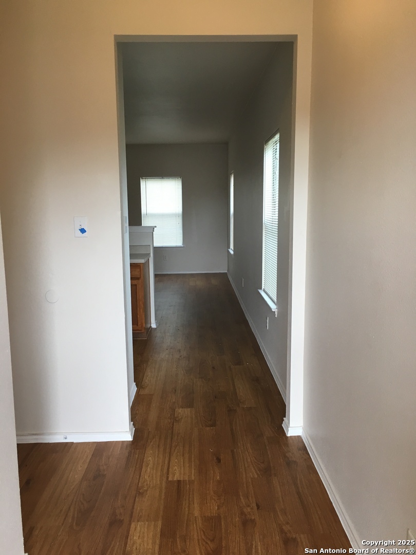 5823 Golf Bend San Antonio TX 78244