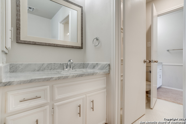 1117 White Pine San Antonio TX 78232