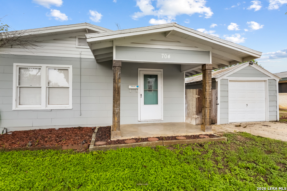 704 Curtiss Avenue Schertz TX 78154