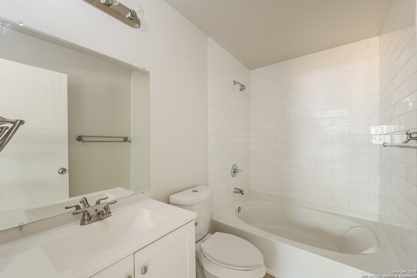 107 Cedron Chase San Antonio TX 78253