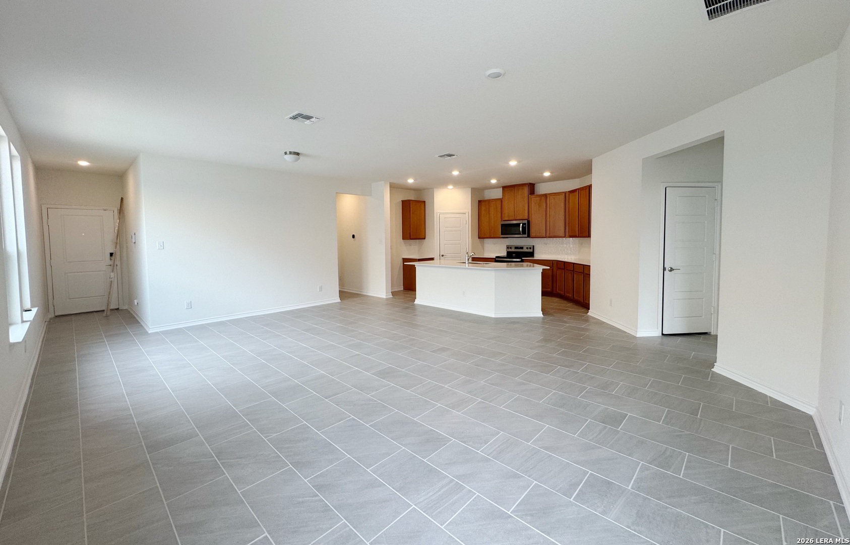 13535 Mudshark San Antonio TX 78245
