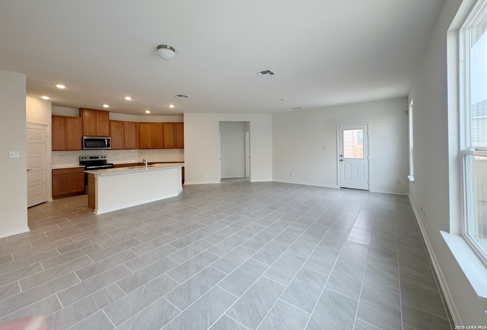 13535 Mudshark San Antonio TX 78245