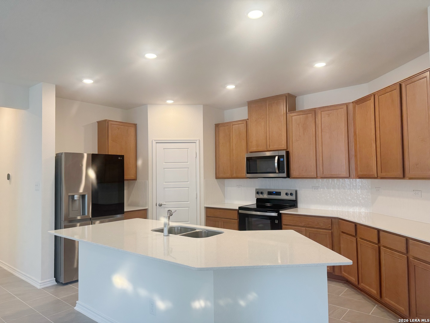 13535 Mudshark San Antonio TX 78245