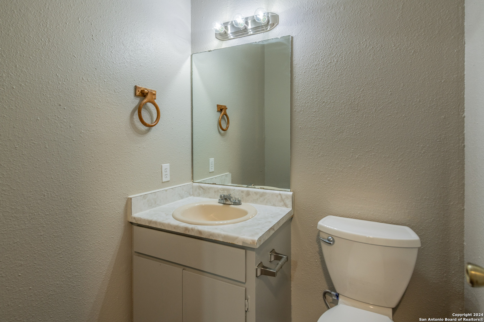 554 Dukeway Universal City TX 78148