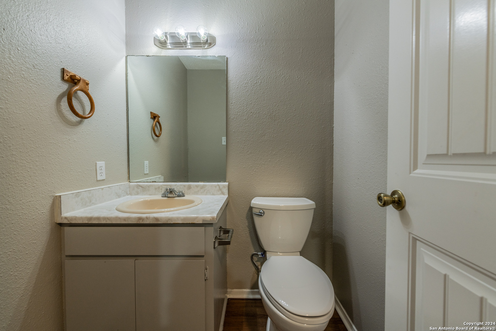 554 Dukeway Universal City TX 78148