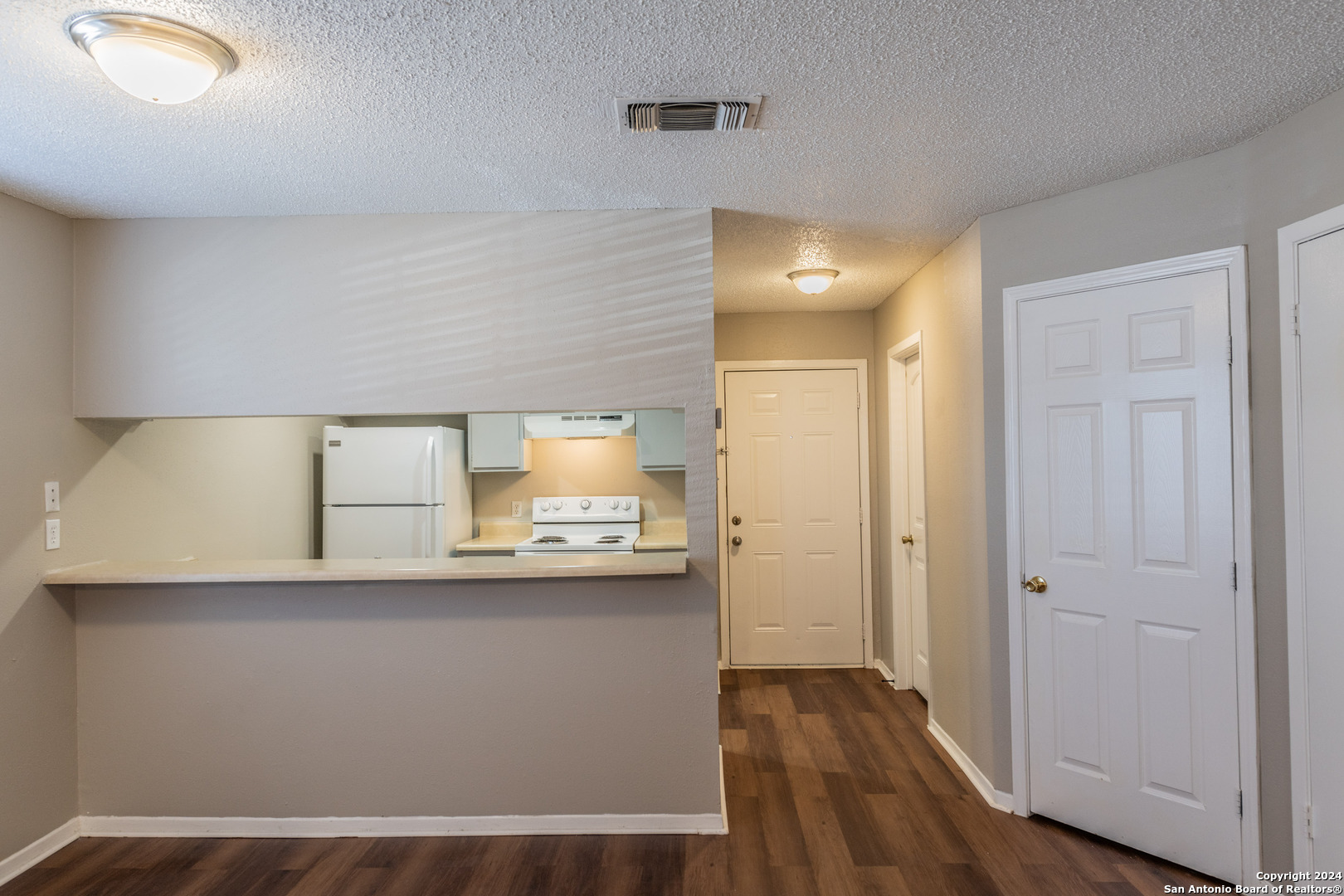 554 Dukeway Universal City TX 78148