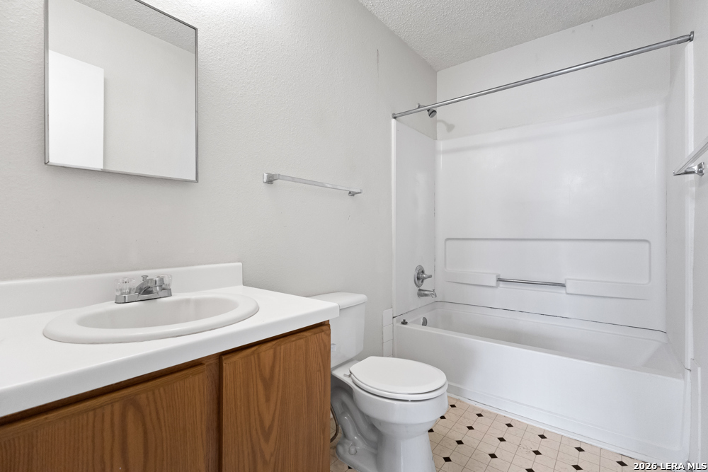 5011 River Kenton San Antonio TX 78240