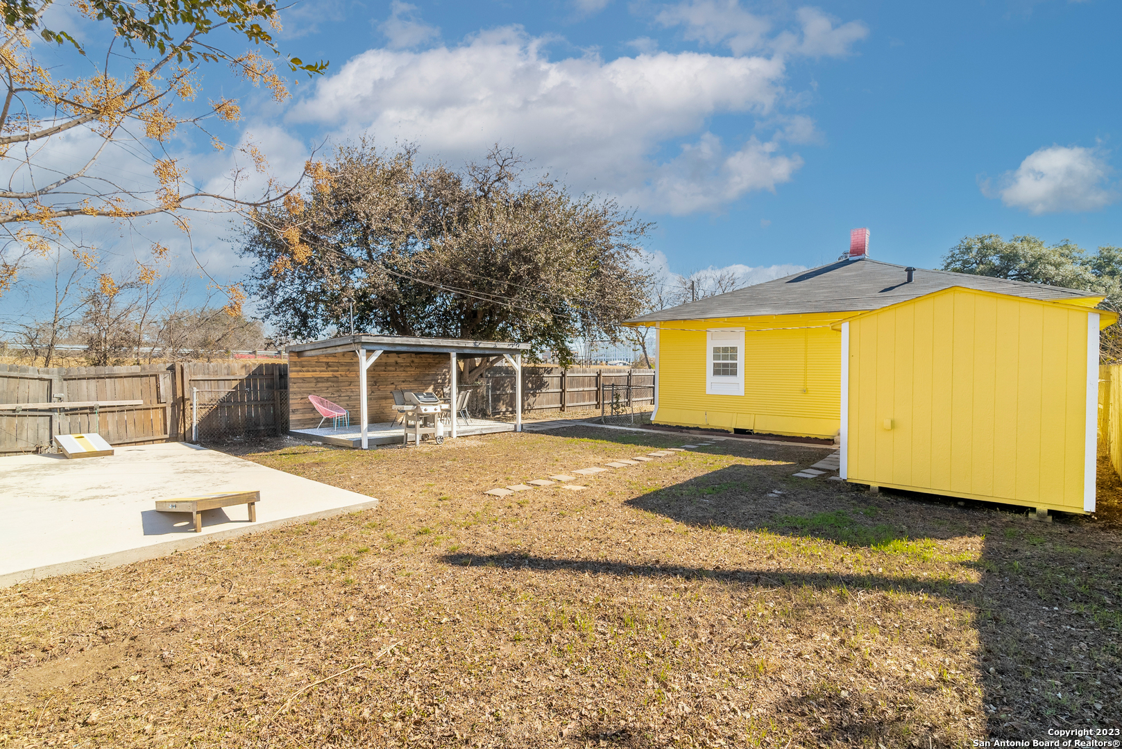 475 E French Place San Antonio TX 78212