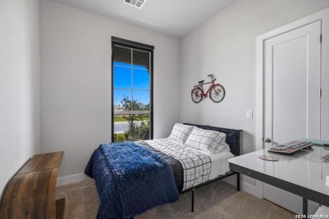 163 Laurel Oak Castroville TX 78009