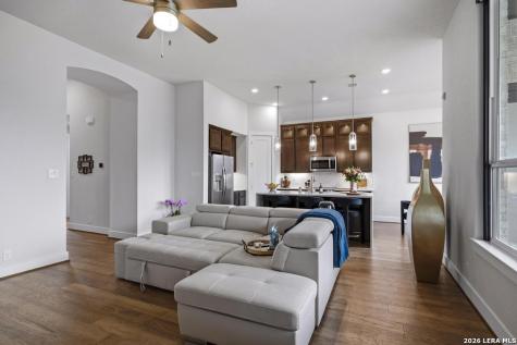 163 Laurel Oak Castroville TX 78009