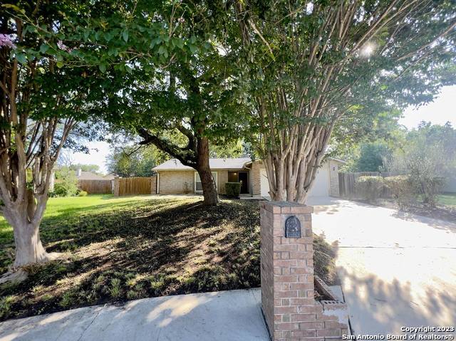 10445 Country Breeze San Antonio TX 78240