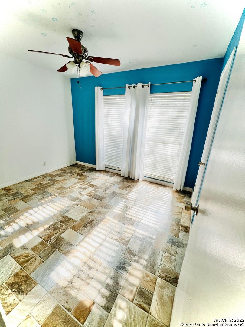 10445 Country Breeze San Antonio TX 78240