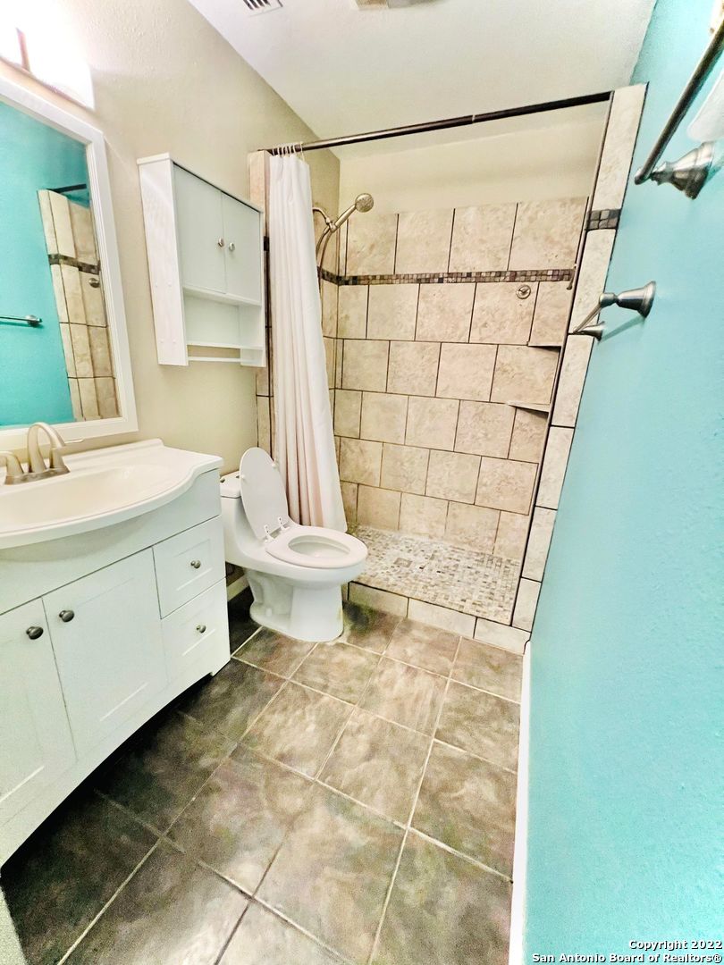 10445 Country Breeze San Antonio TX 78240
