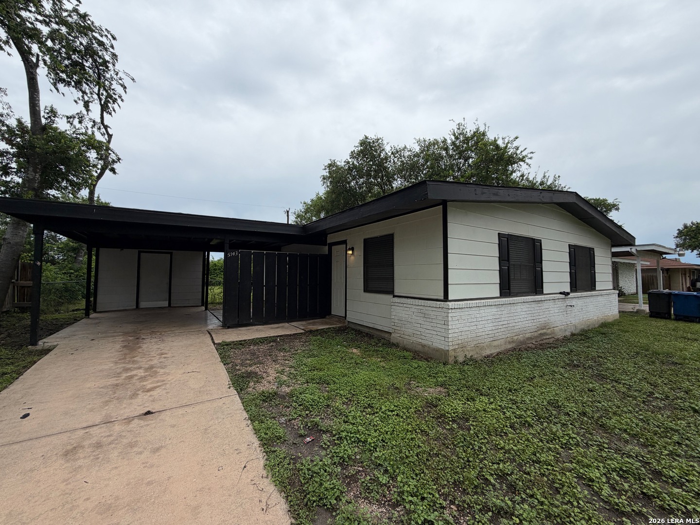 5143 Village Lawn San Antonio TX 78218