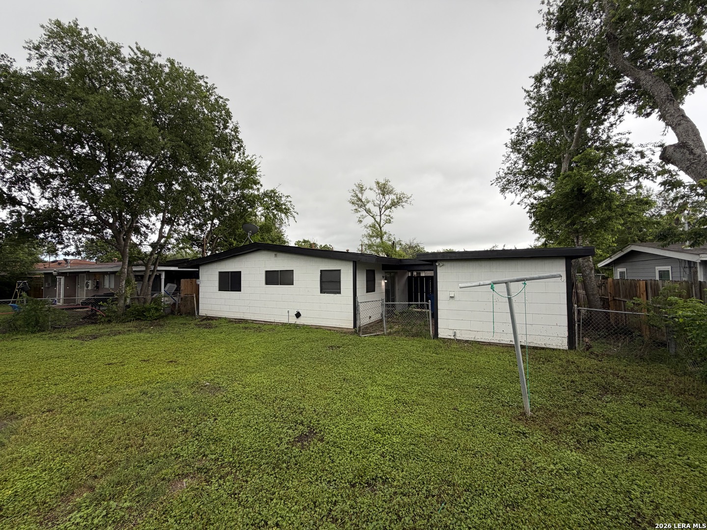 5143 Village Lawn San Antonio TX 78218