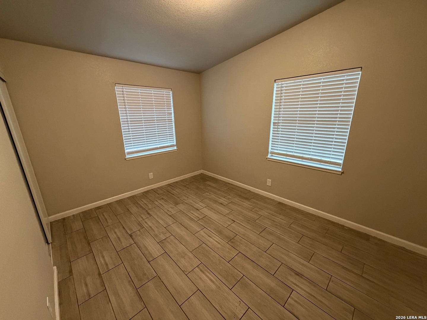 5143 Village Lawn San Antonio TX 78218