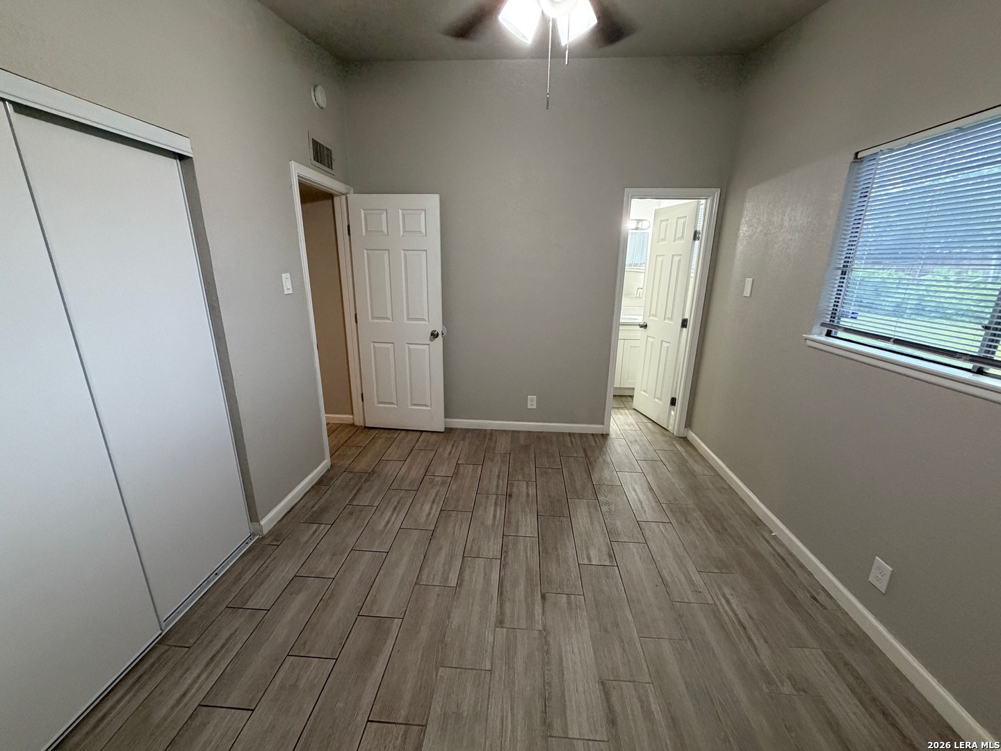 5143 Village Lawn San Antonio TX 78218