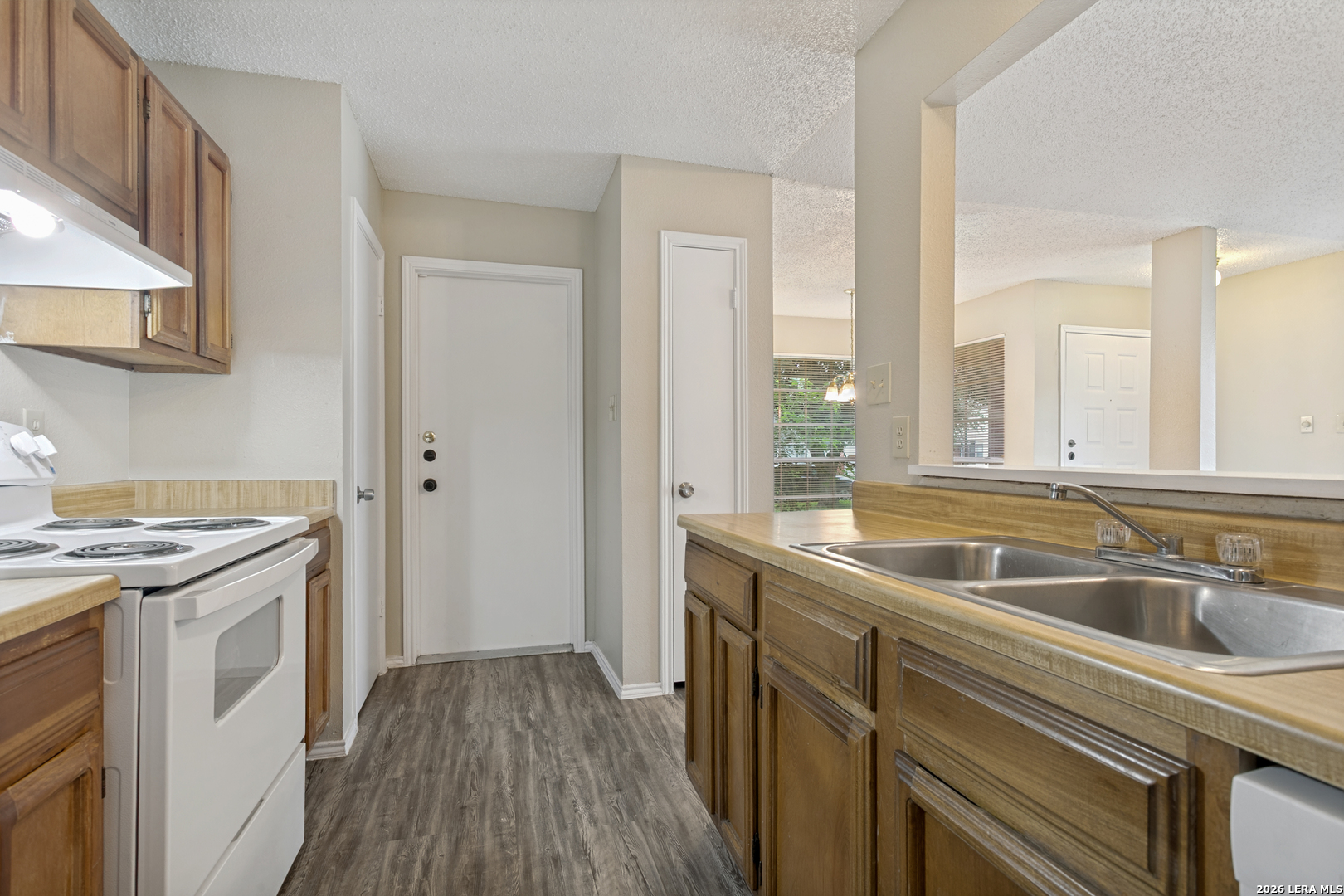 7017 Silver Canyon San Antonio TX 78244