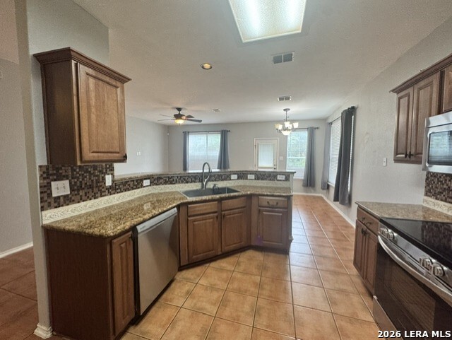 162 Coopers Hawk San Antonio TX 78253