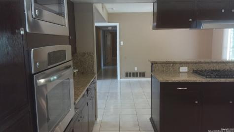 121 Riviera Drive Castle Hills TX 78213