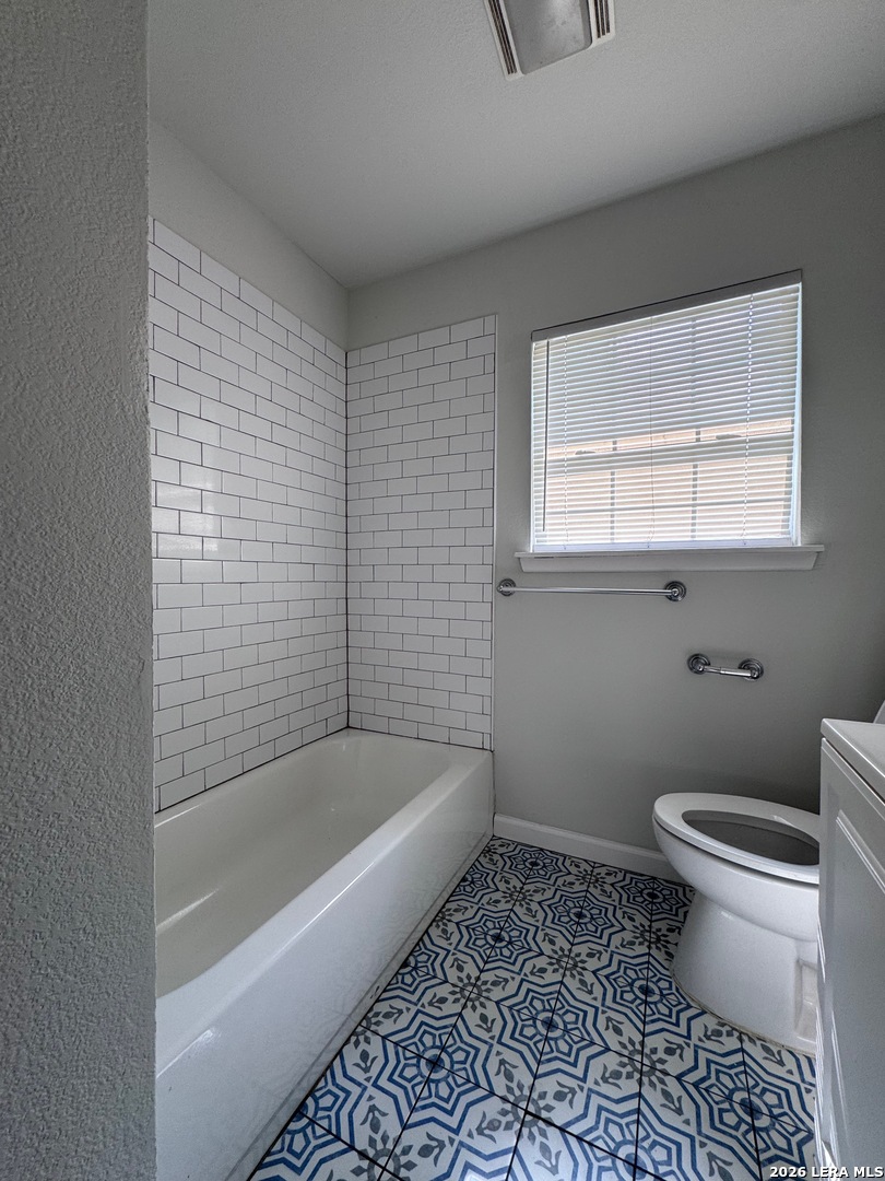 211 Cresham Drive San Antonio TX 78218