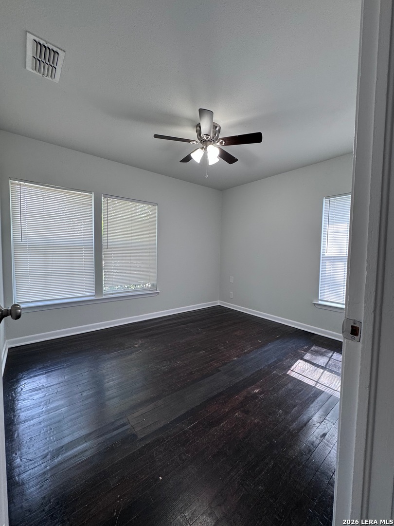 211 Cresham Drive San Antonio TX 78218