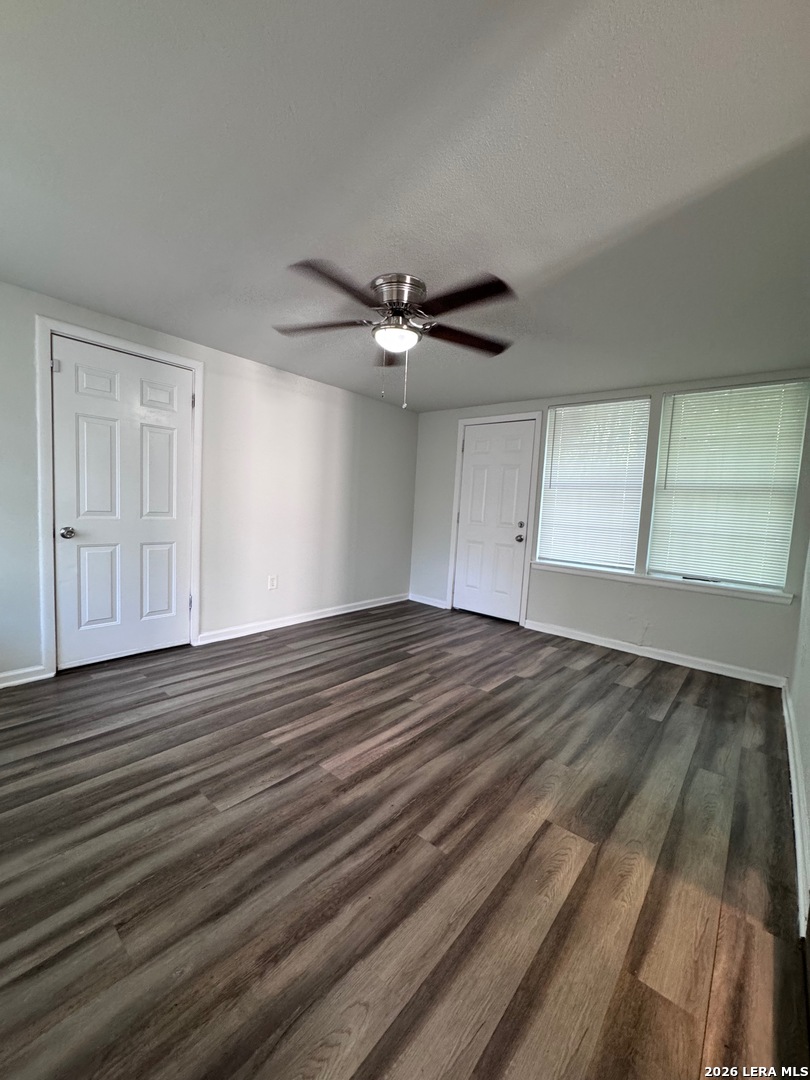 211 Cresham Drive San Antonio TX 78218