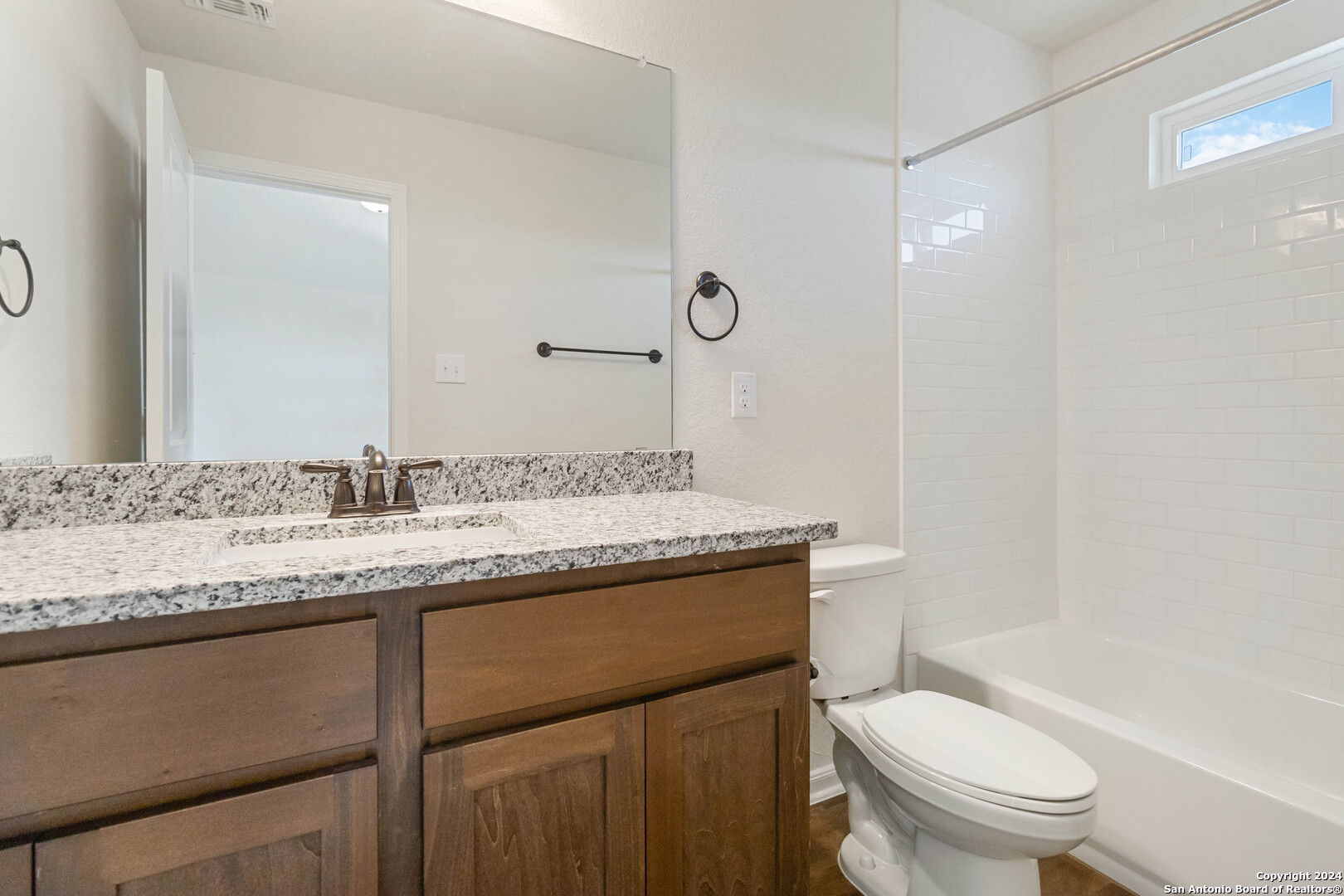 13822 Enzo Gate San Antonio TX 78253