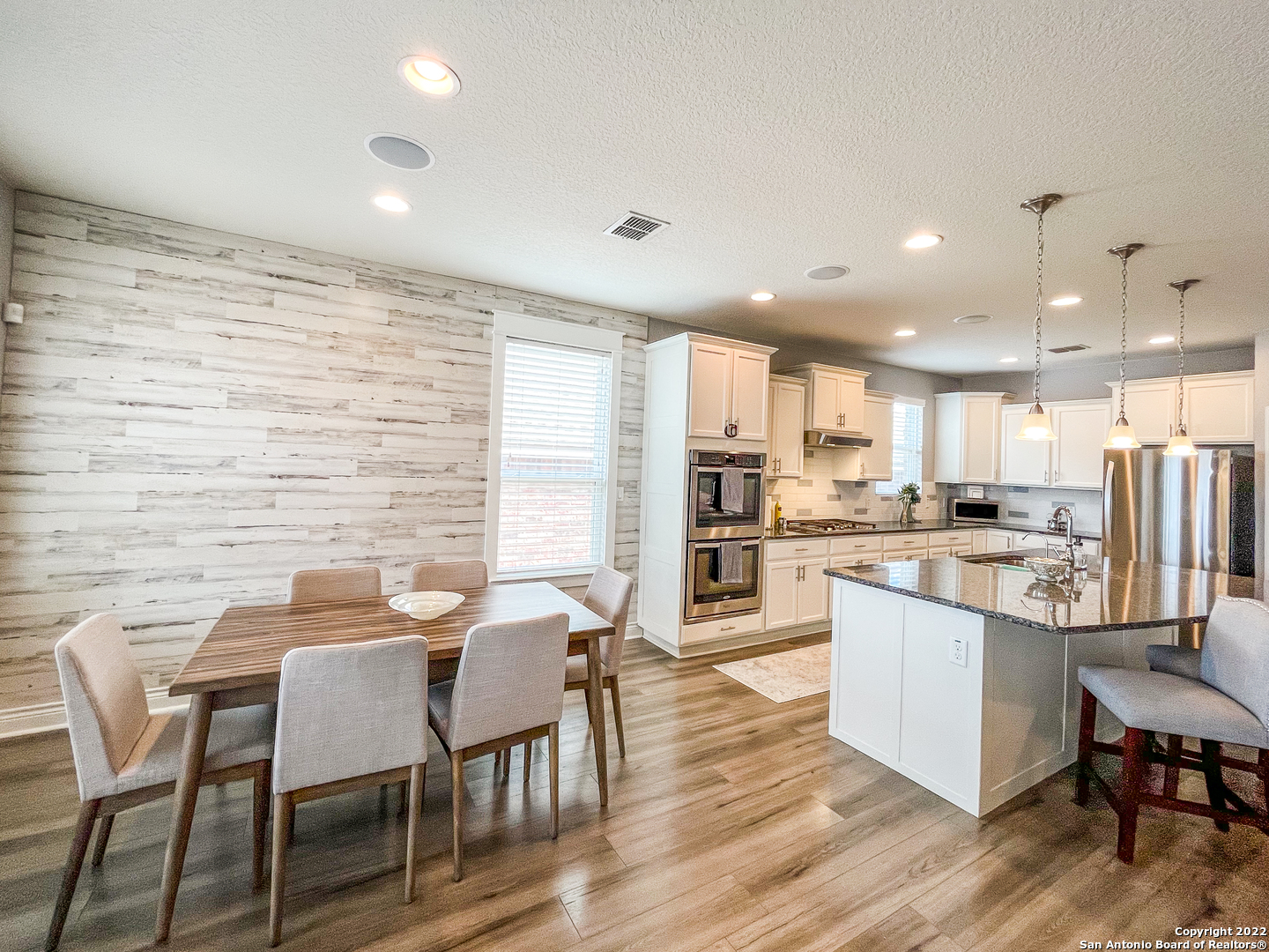 7427 Valle Mission Boerne TX 78015