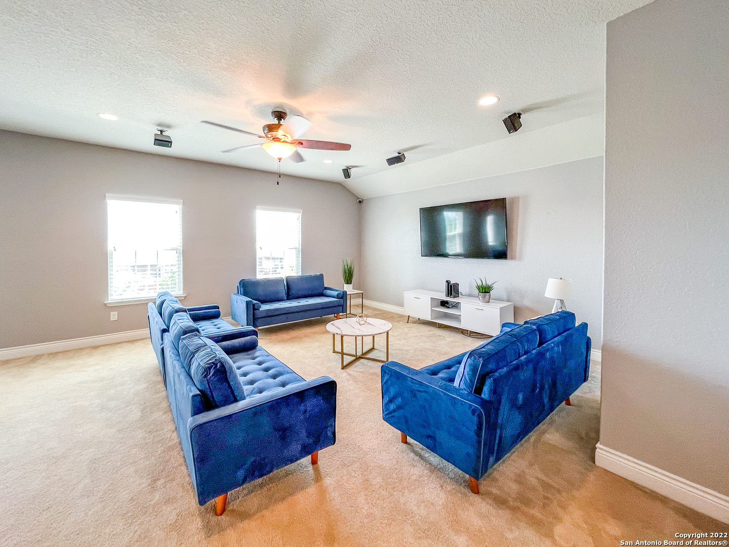7427 Valle Mission Boerne TX 78015