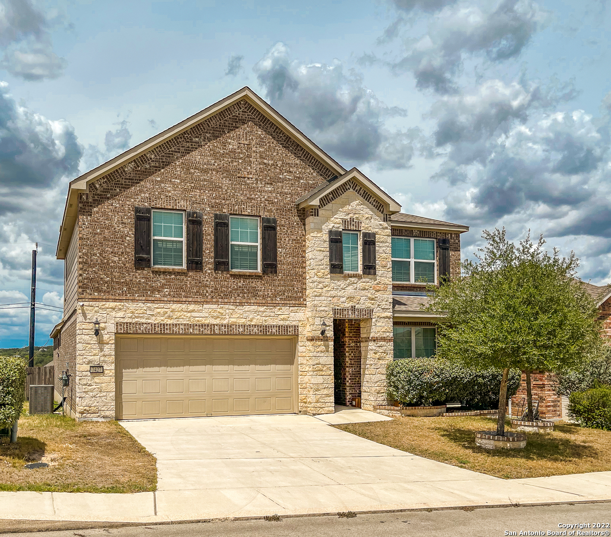7427 Valle Mission Boerne TX 78015