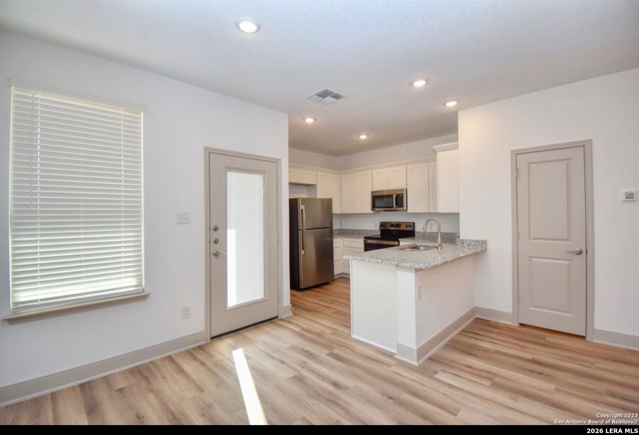 7536 Magnolia Village San Antonio TX 78252