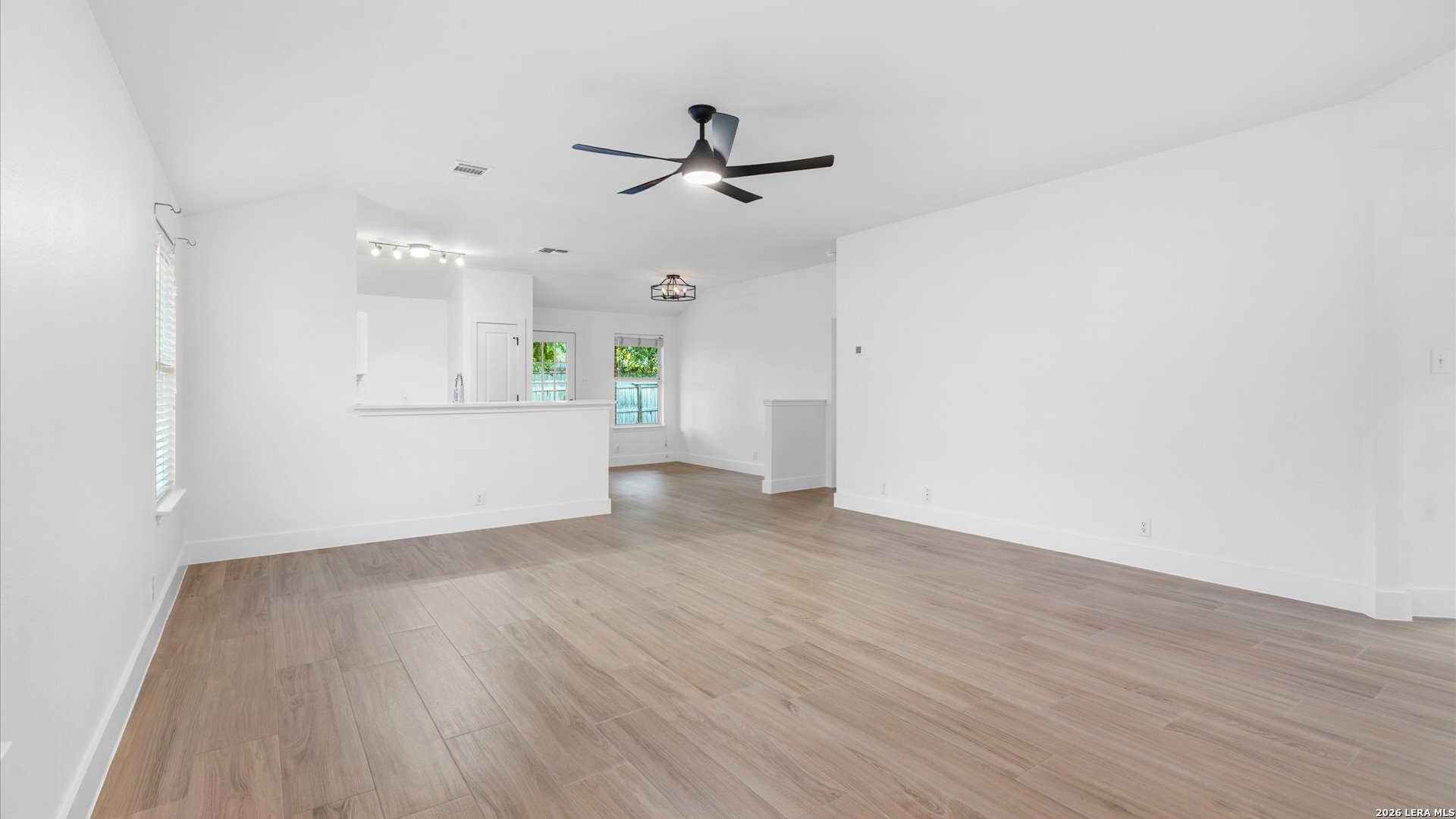 6608 Sally Agee Leon Valley TX 78238