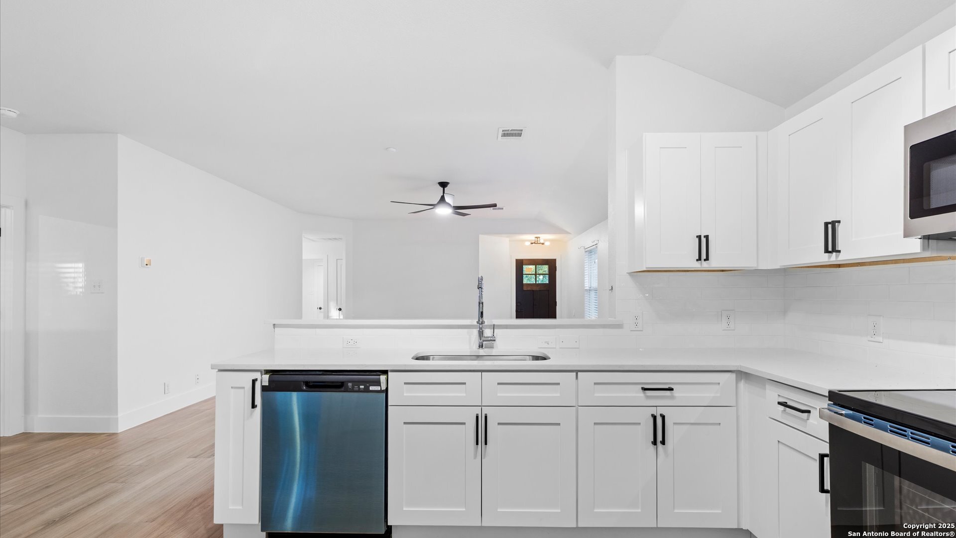 6608 Sally Agee Leon Valley TX 78238