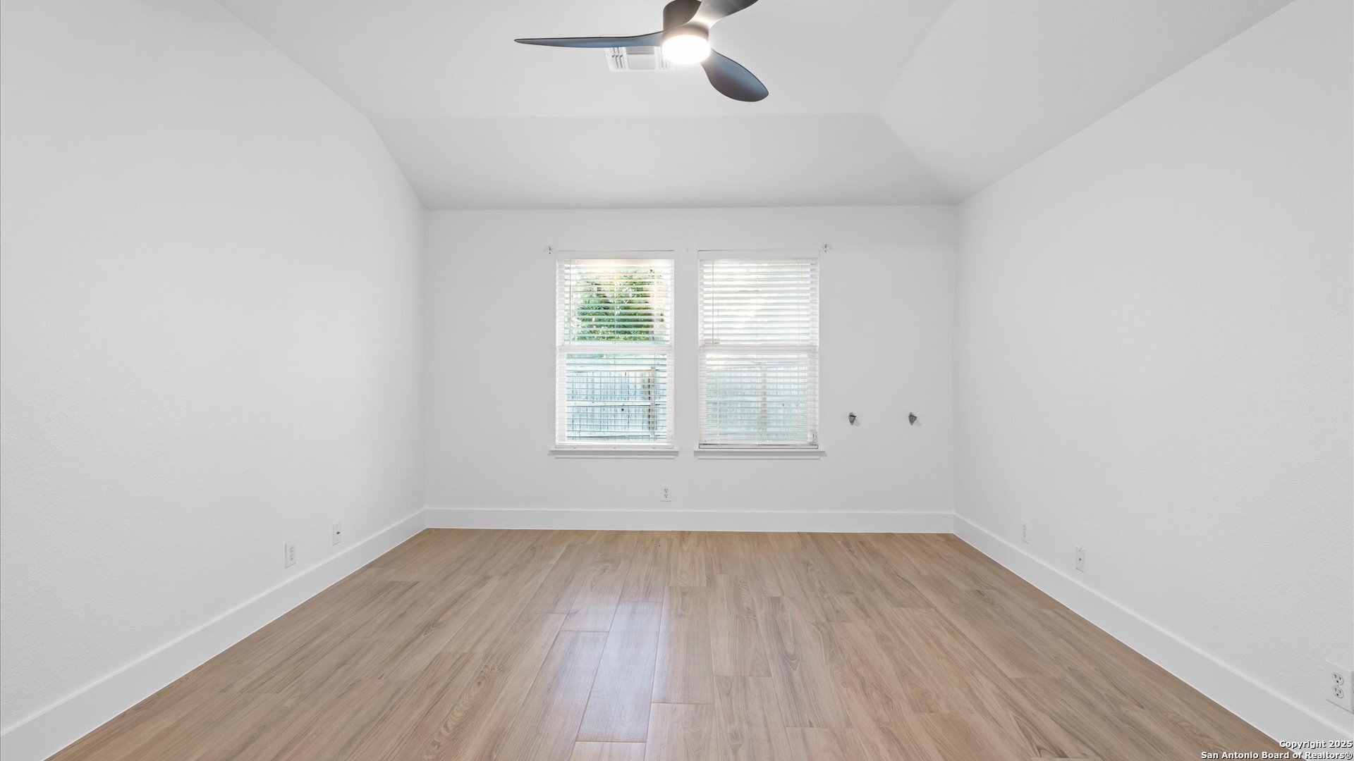 6608 Sally Agee Leon Valley TX 78238