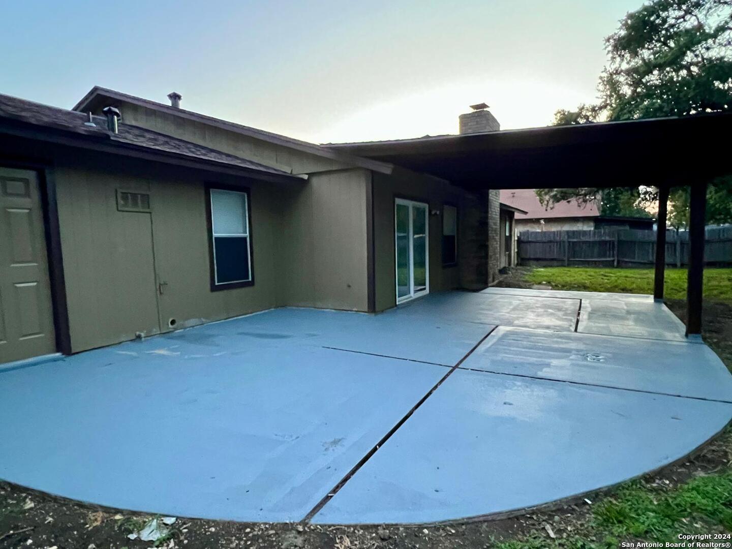 4611 Crested Land San Antonio TX 78217