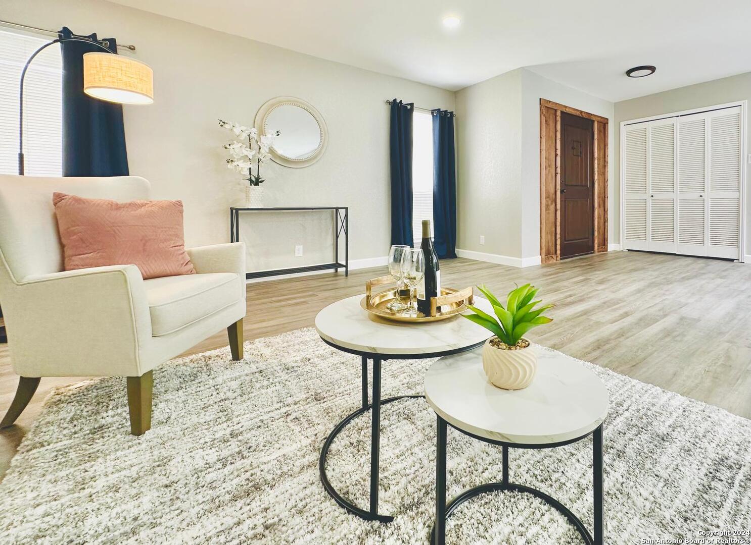4611 Crested Land San Antonio TX 78217