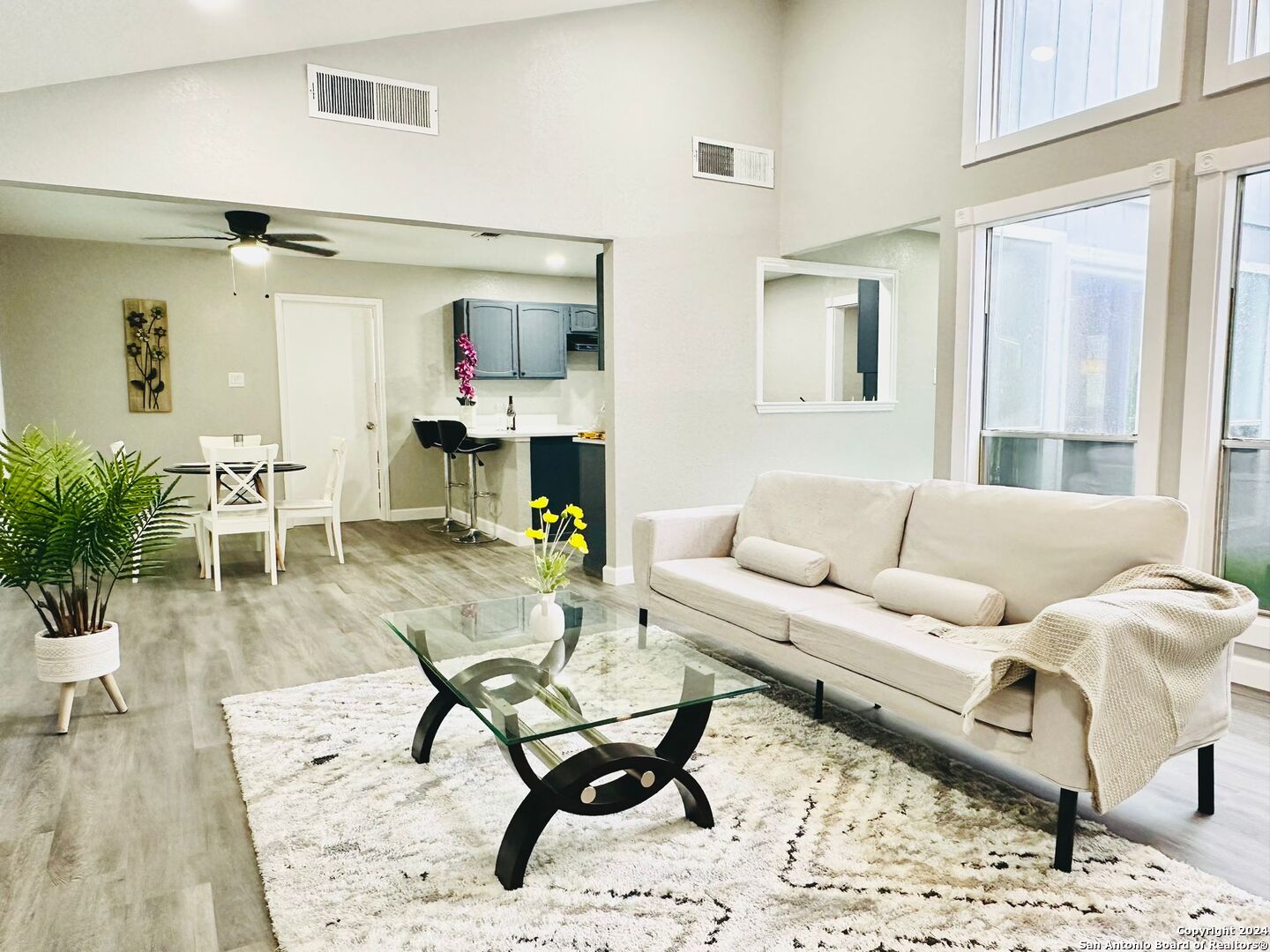 4611 Crested Land San Antonio TX 78217