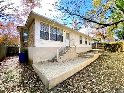 6635 Shady Bend Drive San Antonio TX 78256